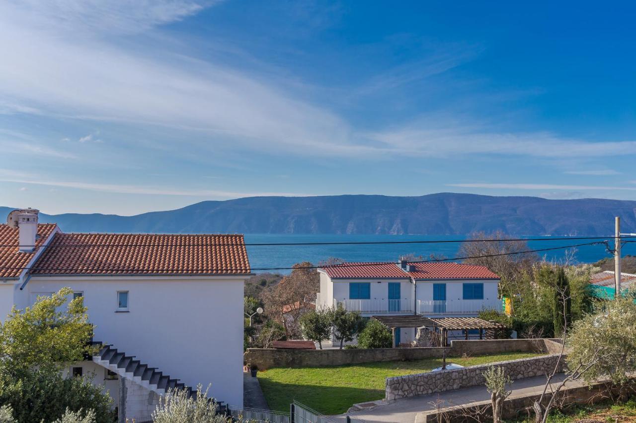 Holiday House Villa Andro Pinezici  Exterior photo